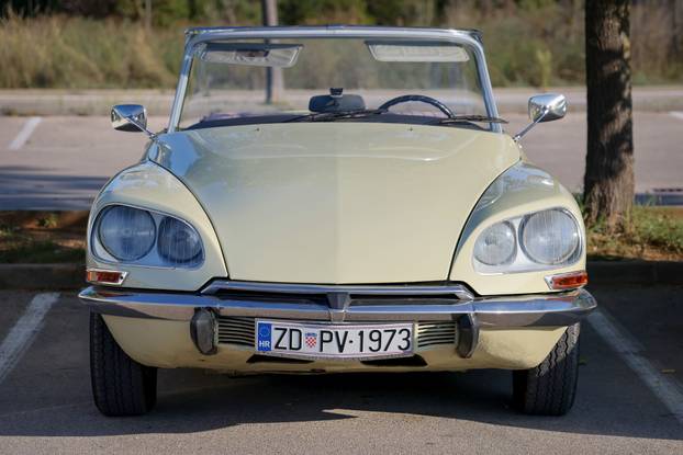 Zadar: 24. Oldtimer auto rally "100 kilometara Zadra"