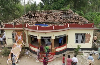 Tragedija: Broj žrtava u požaru u  hramu u Indiji premašio 100