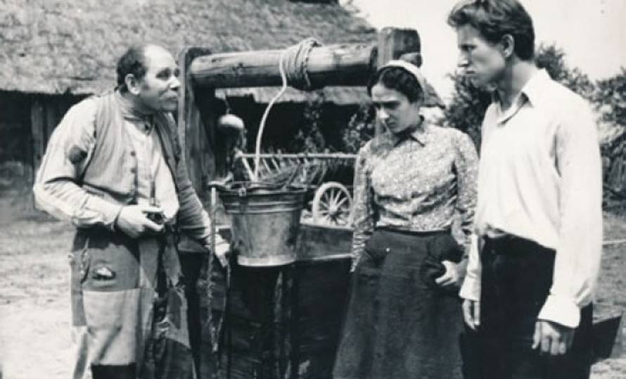 Odbila je Fellinija, razljutila Krležu, tata ju je ostavio, a glumica je postala slučajno