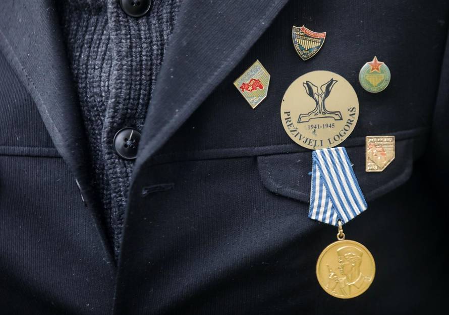 Ljudi s ulice ne smiju na ulicu...