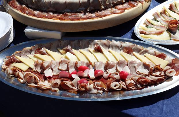 Šibenik: Podjela hrane na uskršnji ponedjeljak