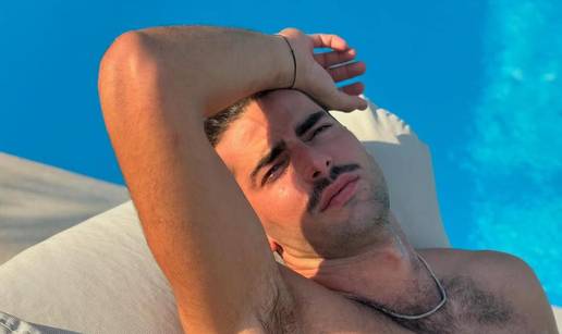 ANKETA Šime Elez promijenio je imidž! Kako mu stoje brkovi?