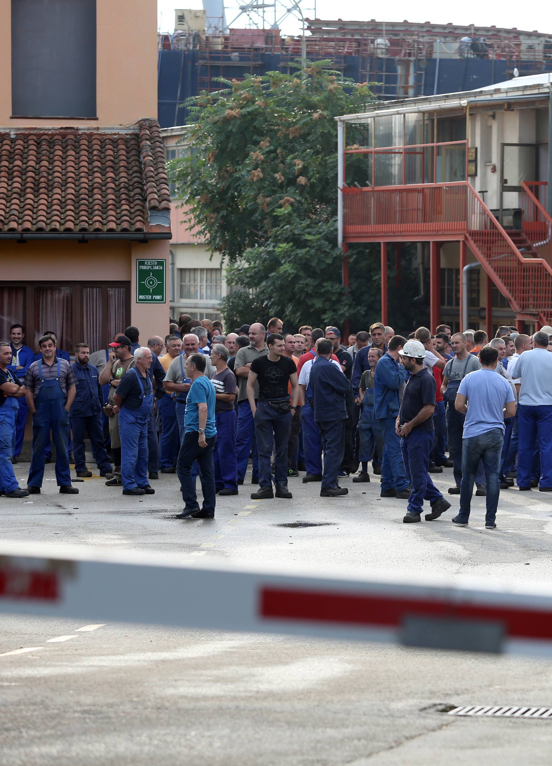 Rijeka: Radnici 3. maja blokirali ulaz u brodogradiliÅ¡te