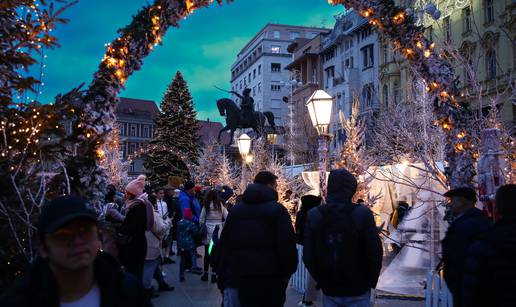 FOTO Advent na zagrebačkom Trgu bana Jelačića nikada nije bio ljepši i raskošniji