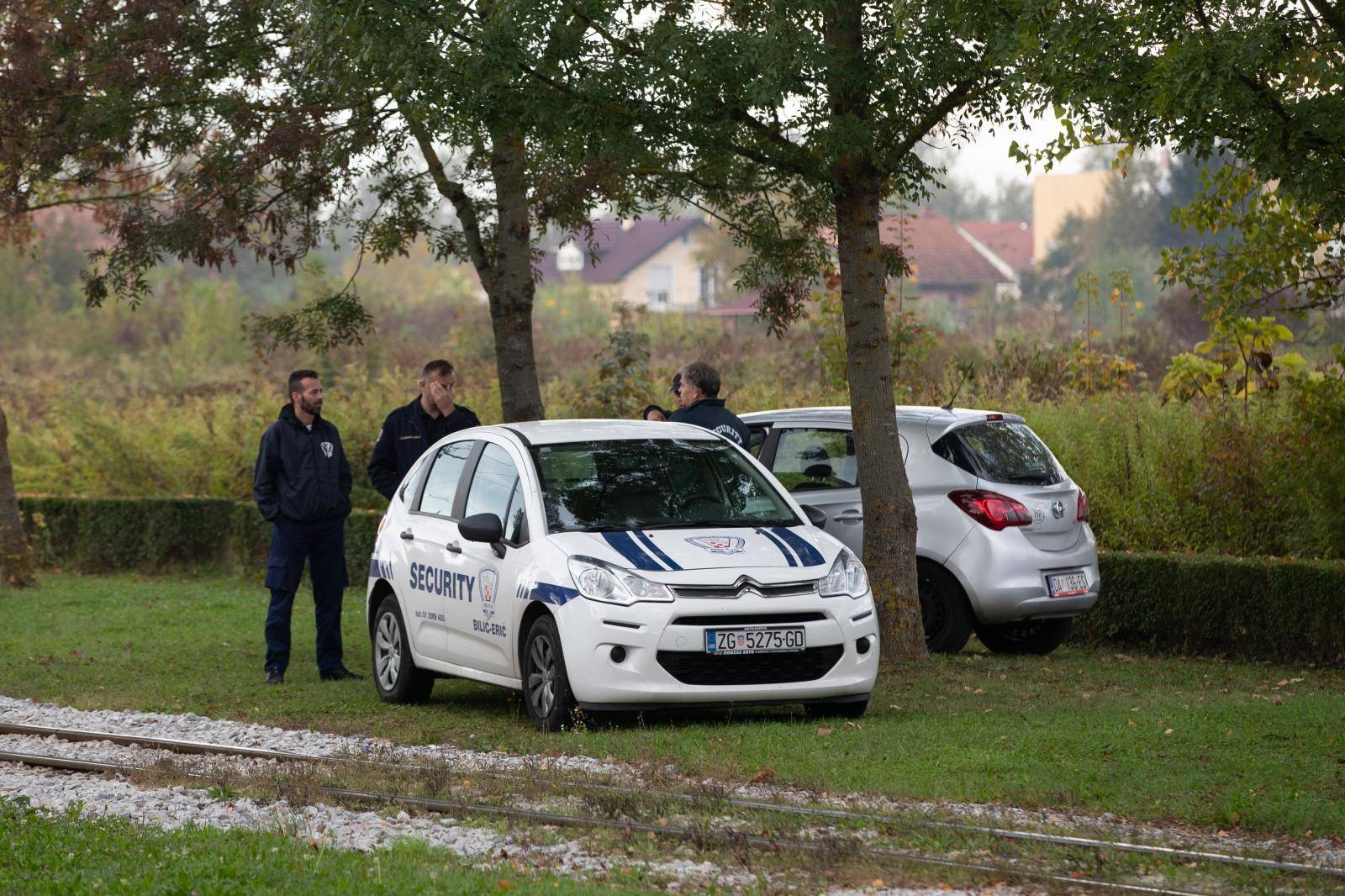 Zagreb: OkretiÅ¡te tramvaja u PreÄkom Äuvaju zaÅ¡titari, tramvajski promet se odvija uredno