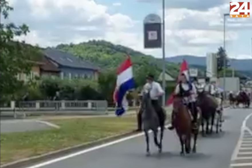 VIDEO Putovali su konjskim zapregama na svadbu: 'Pa kako drugačije nego po slavonski'