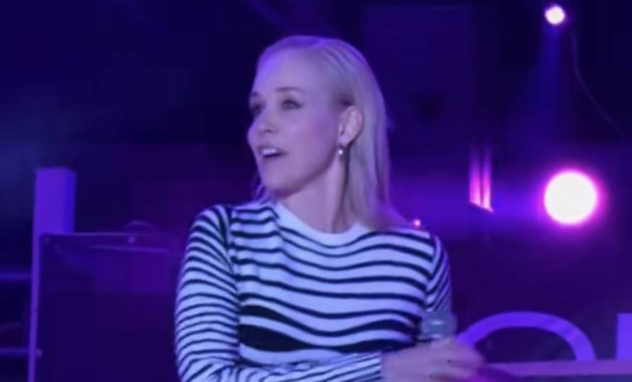 O ovoj haljini zaljubljene Jelene Rozge bruje društvene mreže...