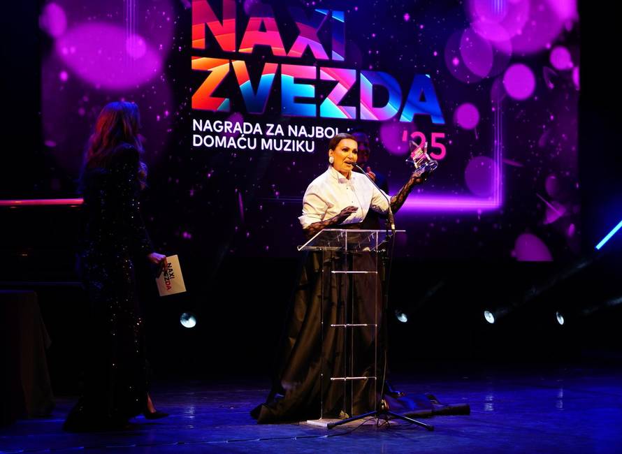 Beograd: Nina Badrić dobitnica je nagrade za Naxi pjevačicu godine 