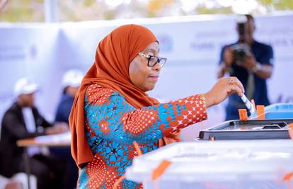 Sporni izbori: Samia Hassan prisegnula za čelnicu Tanzanije