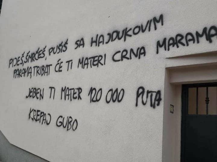 Policija pronašla vandala koji je išarao Jakoliševu kuću i prijetio