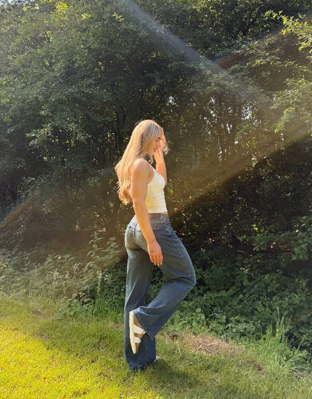 FOTO Fitness ikona ruši sve nerealne standarde ljepote: Evo što se krije iza savršenog tijela