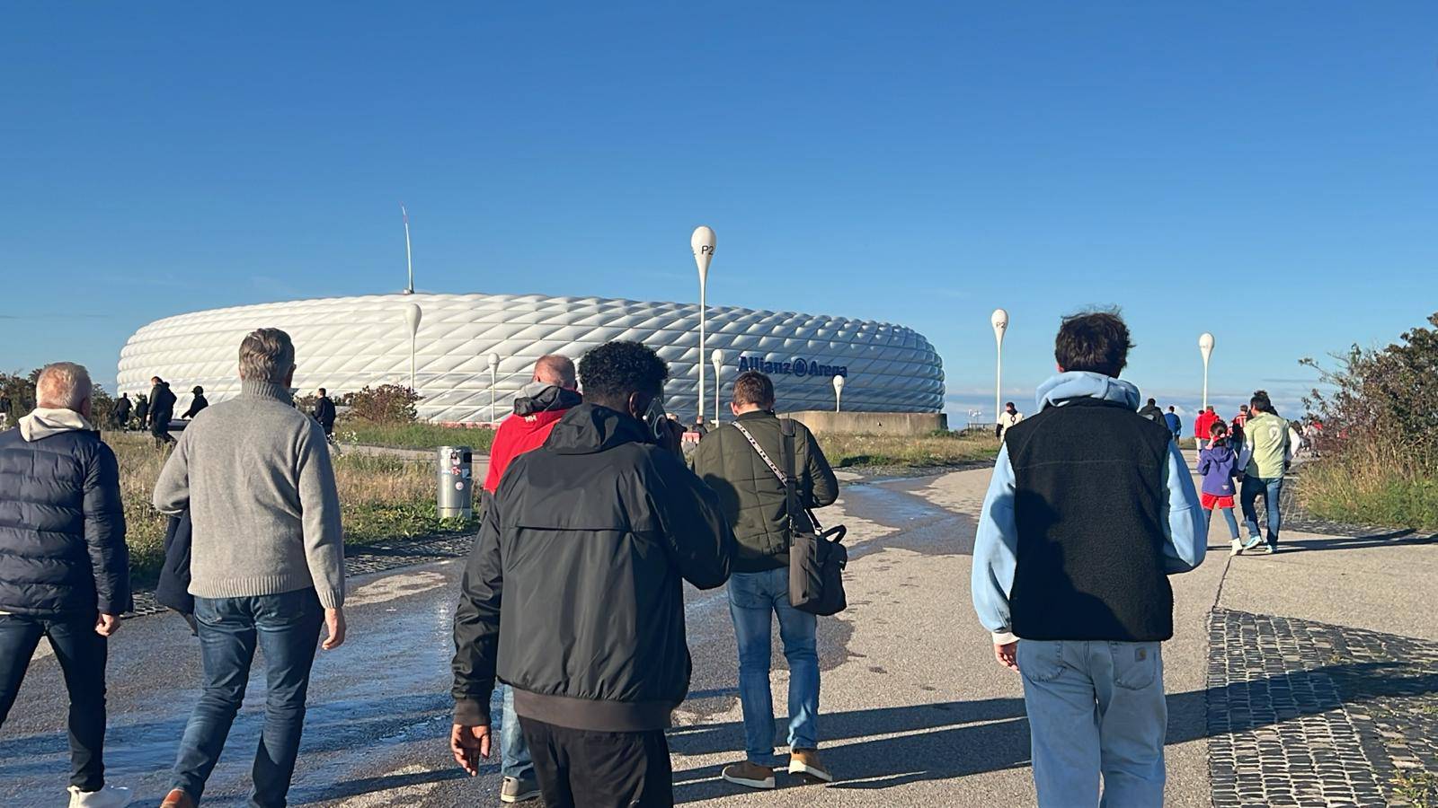 Pogledajte pjesmu dinamovaca u središtu Bavarske. Navijači su poručili: 'Osvojili smo München'