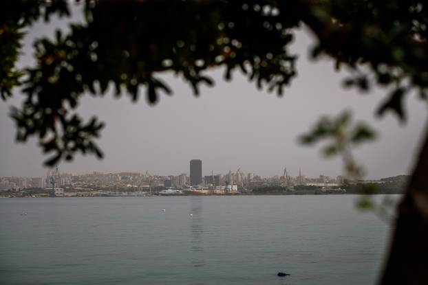 Saharski pijesak smanjuje vidljivost u Splitu