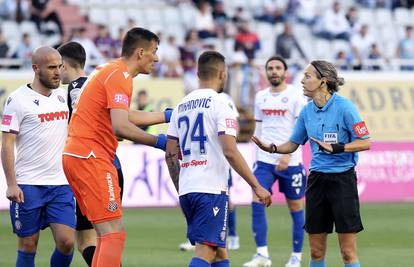 Sudačka komisija: Sutkinja je trebala dosuditi penal Hajduku, VAR soba se tad mora uključiti