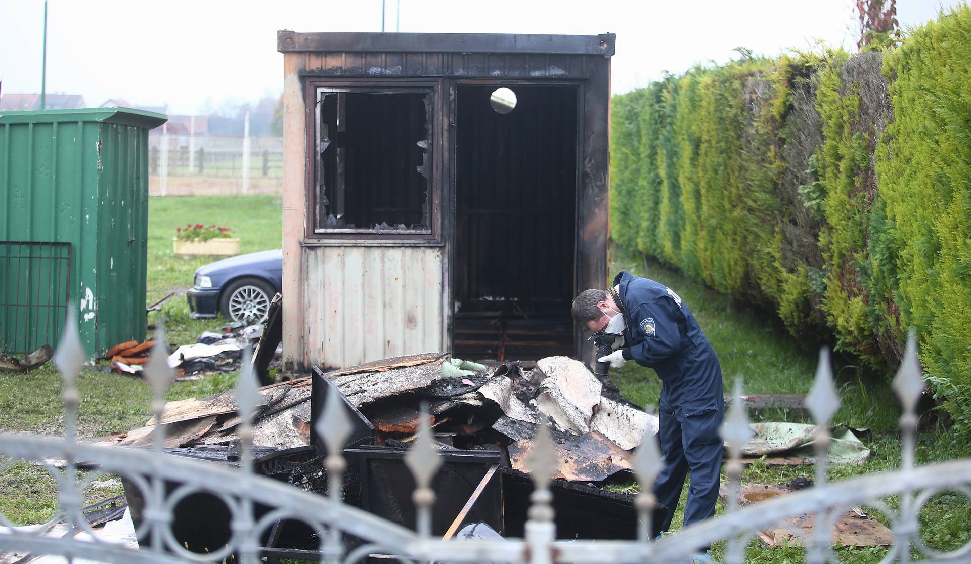 Zagreb: U požaru stambenog kontejnera u Hrašću smrtno stradala jedna osoba