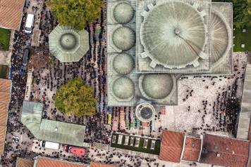 Sarajevo: Pogled iz zraka na d&zcaron;enazu za Halida Be&scaron;li&cacute;a u Gazi Husrev-begovoj d&zcaron;amiji