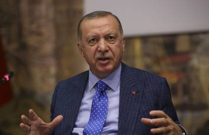 Erdogan prijeti Kurdima da će ih 'zgaziti' ako se ne povuku