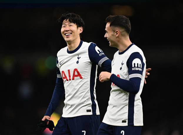 Carabao Cup - Quarter Final - Tottenham Hotspur v Manchester United