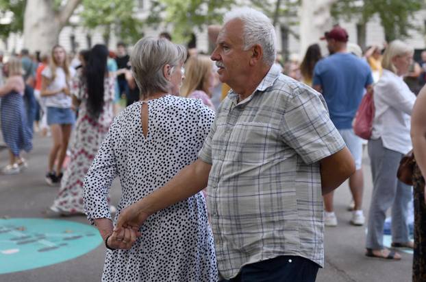 Zagreb: Plesnjak na Zrinjevcu