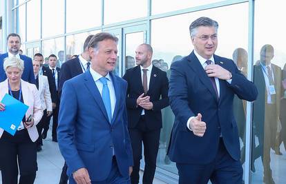 Plenković: Cilj rezolucije o Jasenovcu je narušavanje odnosa Hrvatske i Crne Gore