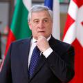 Pozivaju na ostavku Tajanija, ne vjeruju da je isprika iskrena