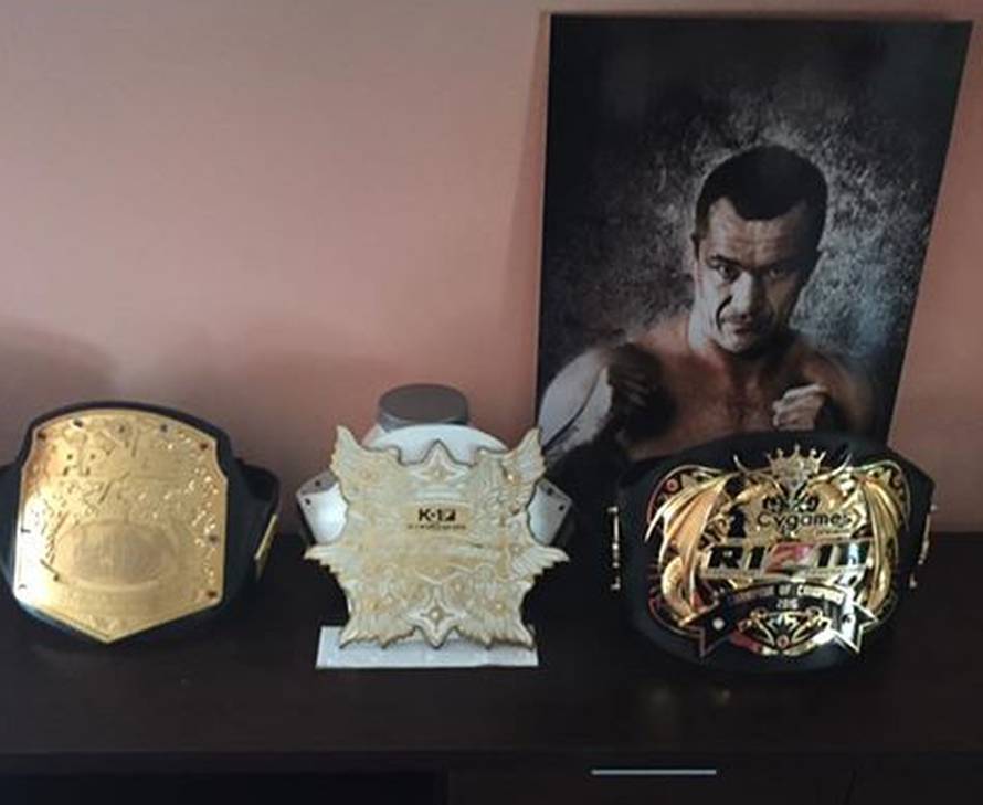 Cro Copov život: Sve počelo u šupi koja je bila napola svinjac