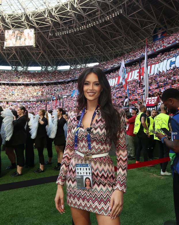 FOTO Ljepotica iz Lige prvaka ponovno je uživala u Hrvatskoj