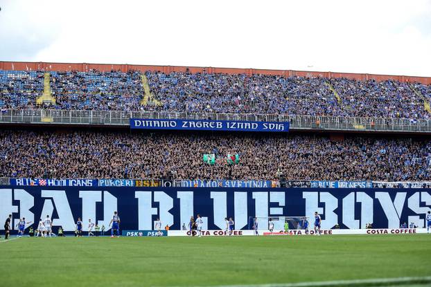 Navijači na utakmici 36. kola SuperSport HNL-a između Dinama i Rudeša