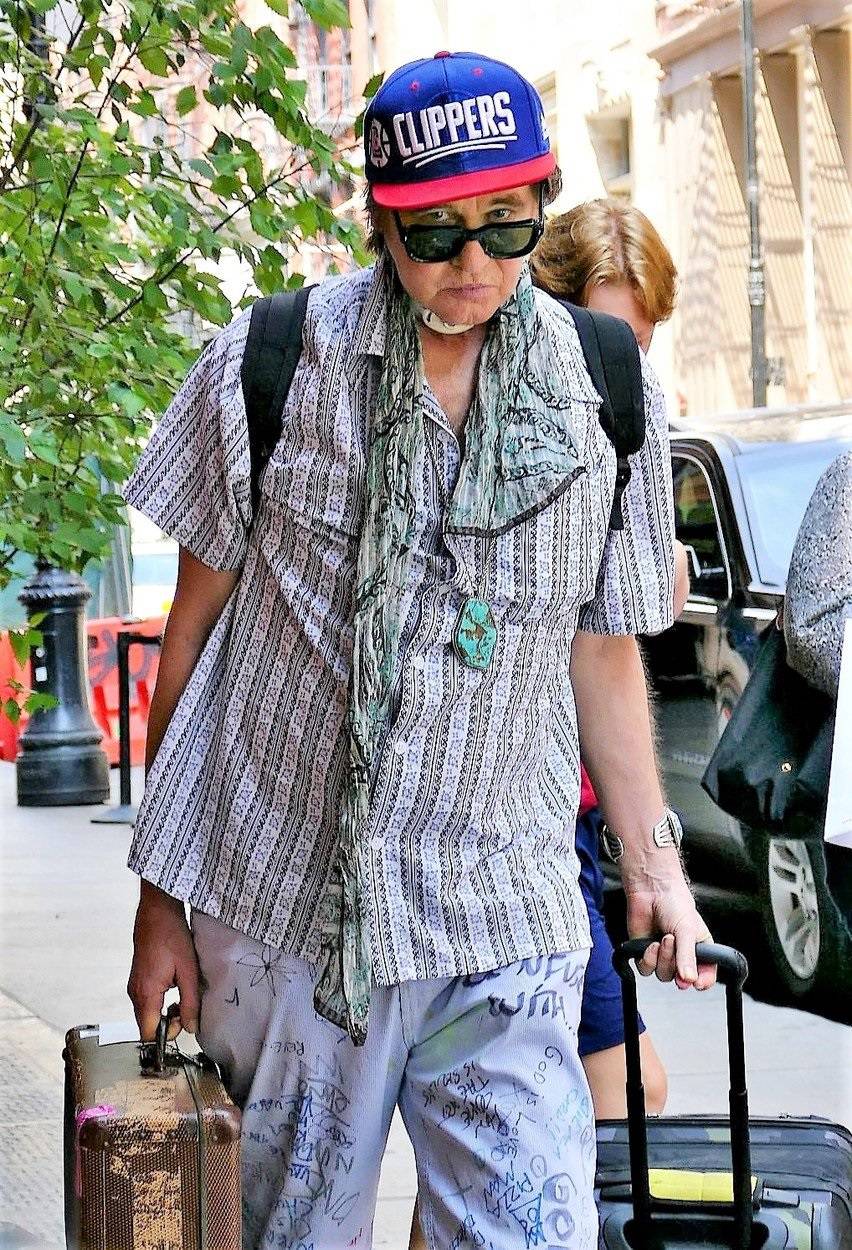 EXCLUSIVE: **WEB EMBARGO UNTIL 2PM EDT, JULY 21, 2019** Val Kilmer spotted in New York