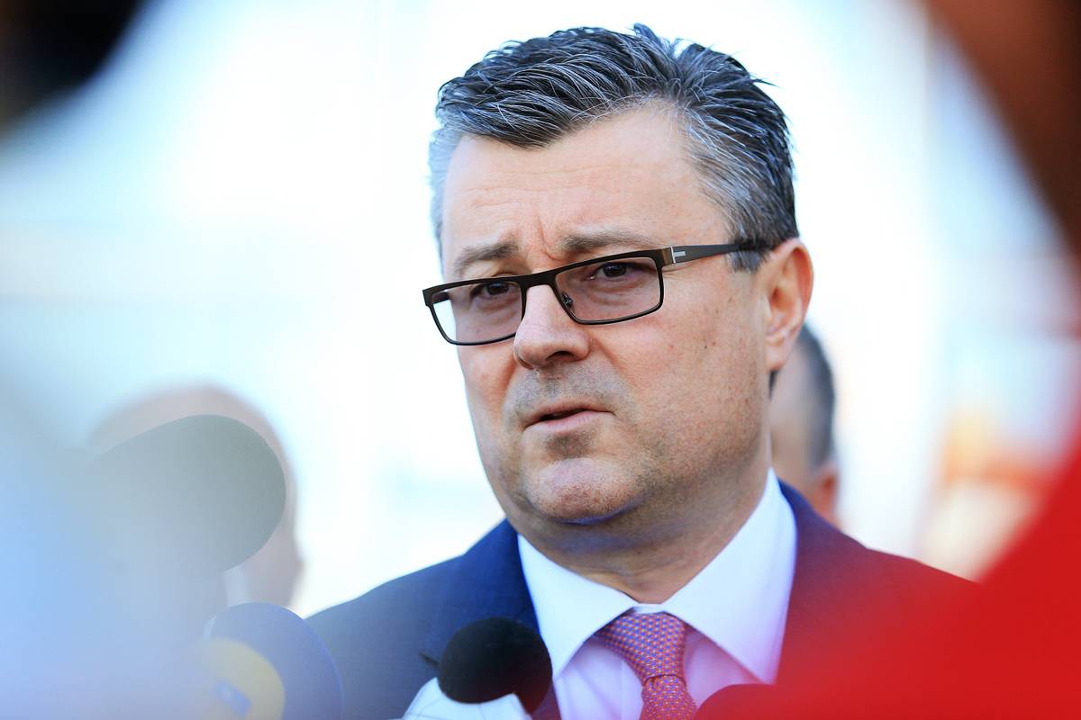 Premijer Orešković u Vatikanu o Stepincu, izbjegličkoj krizi...