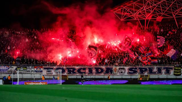 Split: Utakmica HNK Hajduk - NK Varaždin u četvrtfinalu Supersport Hrvatskog nogometnog kupa