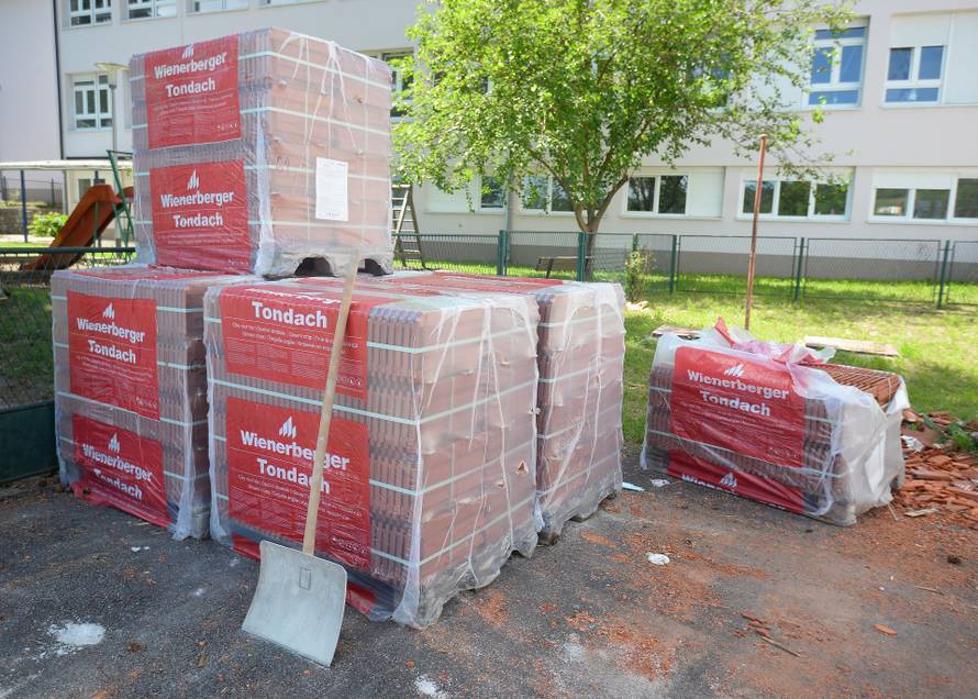 U Markuševcu strepe od novih potresa: 'Prođe kamion i već u strahu skačemo sa stolica'