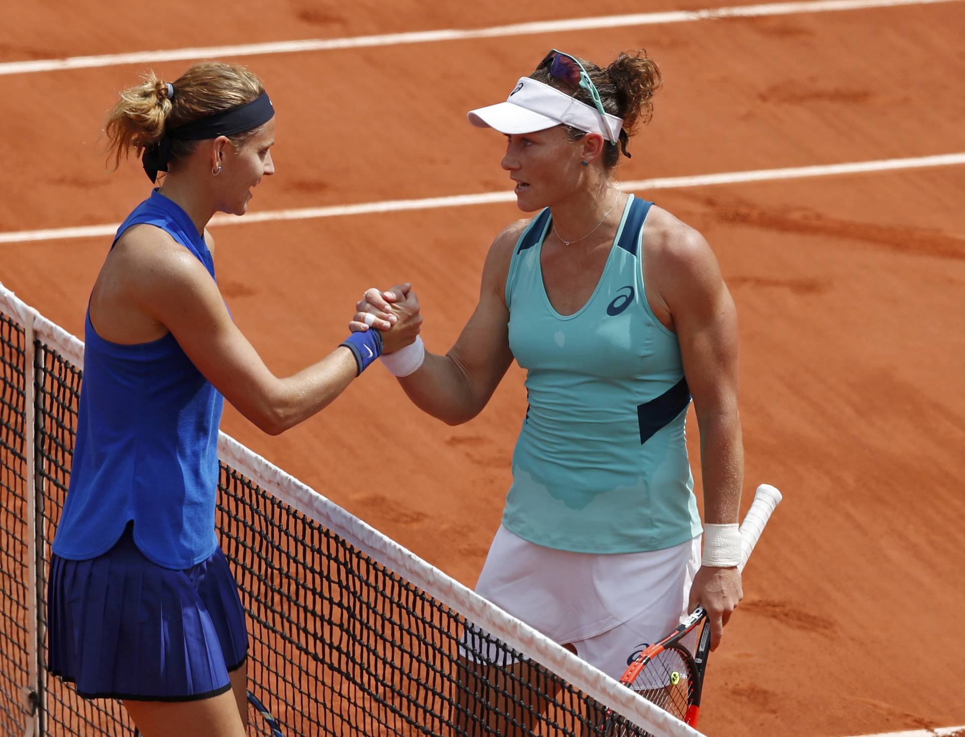 Tennis - French Open - Roland Garros - Samantha Stosur of Australia vs Lucie Safarova of the Czech Republic