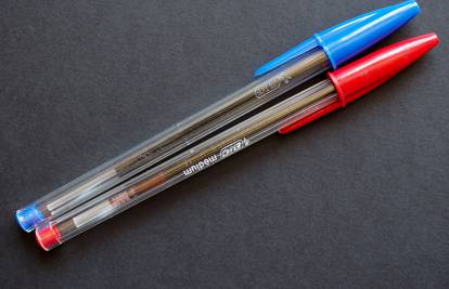 Znate li čemu služi mala rupa na poklopcu kemijske olovke?