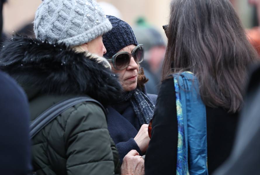 Oproštaj od oca uz tamburaše: Marko je jedva susprezao suze