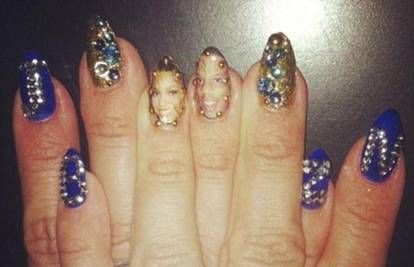 Beyonce na nokte stavila slike sebe i svog supruga Jay-Z-ija