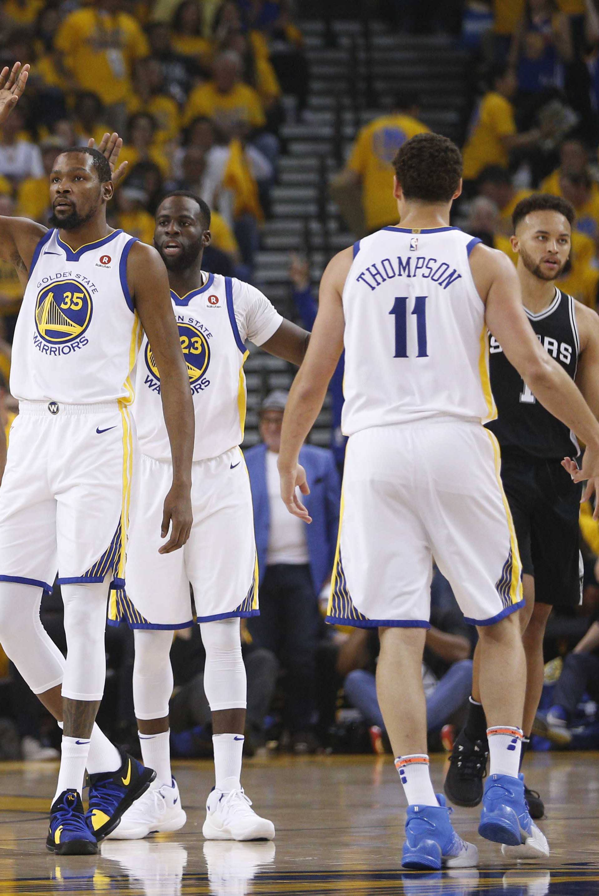 NBA: Playoffs-San Antonio Spurs at Golden State Warriors