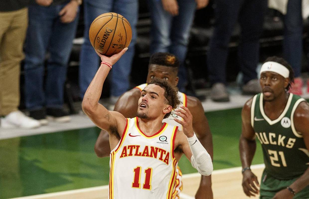 Young natrpao Buckse: Hawksi poveli na startu finala Istoka...