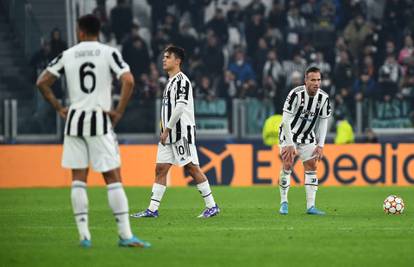 Juventusovi igrači nakon poraza od Villarreala: Ispričavamo se navijačima, nema objašnjenja
