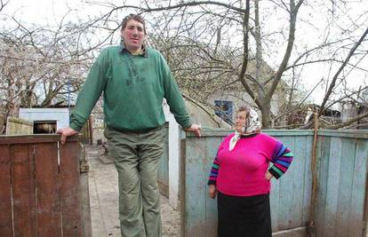 Ukrajinac Leonid najviši je čovjek sa 2,57 metara