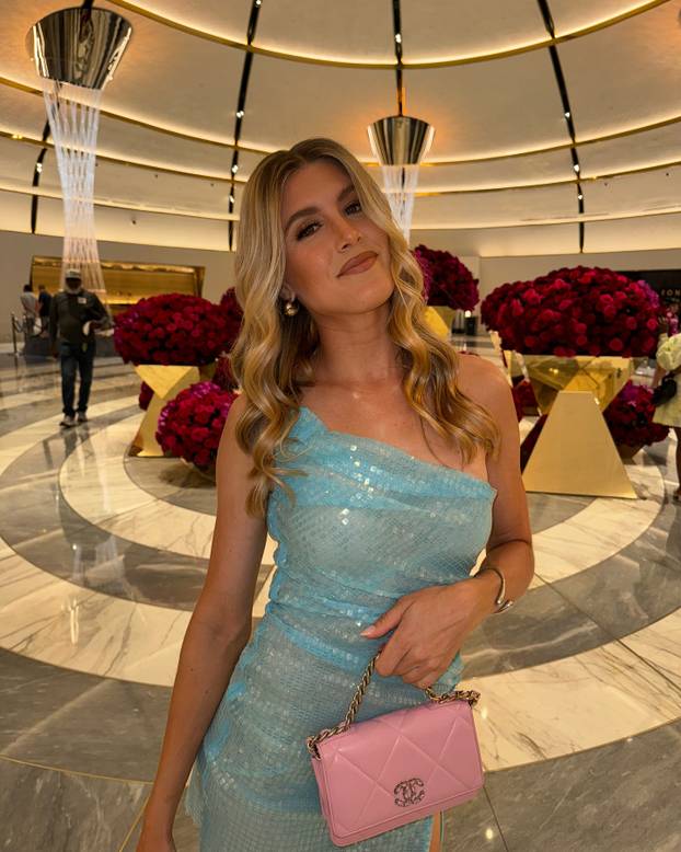 FOTO Bila je teniska zvijezda, a onda nestala. Sad voli kamere