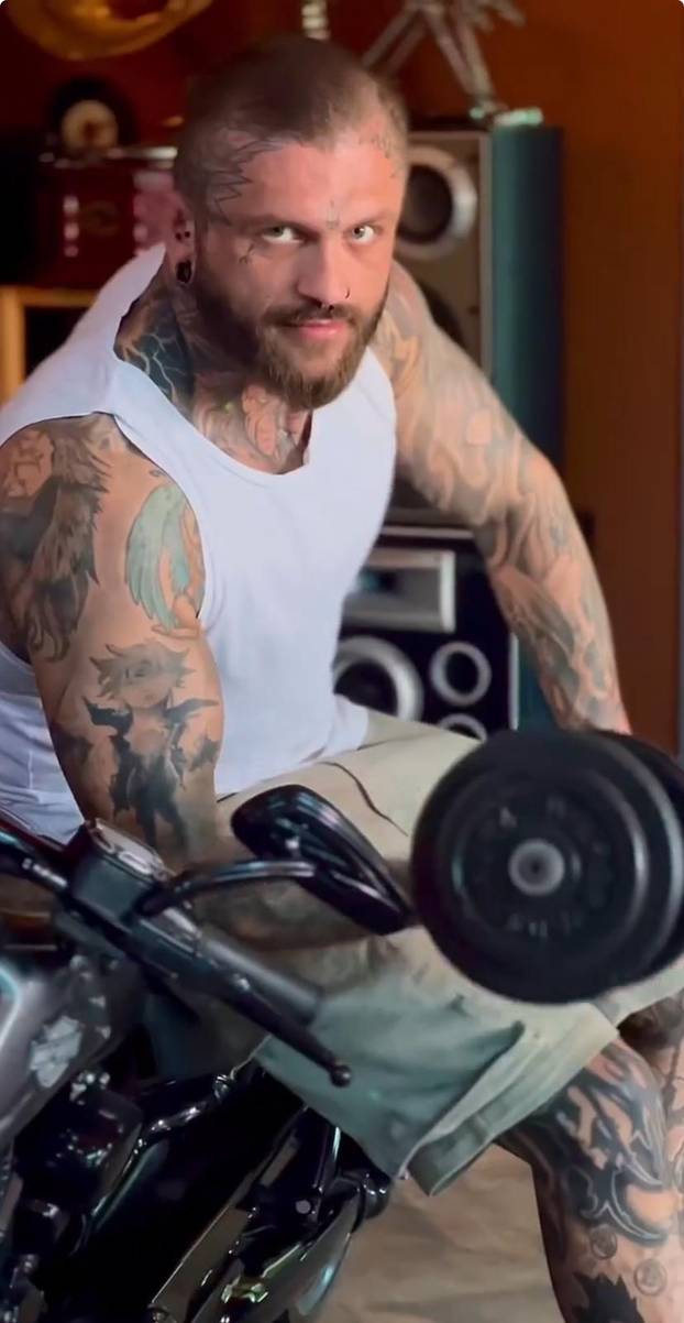 FOTO Pogledajte zašto 'macan' iz Brčkog ima pola milijuna pratitelja na TikToku