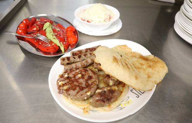 Sisak: Pe&ccaron;enjara Petica