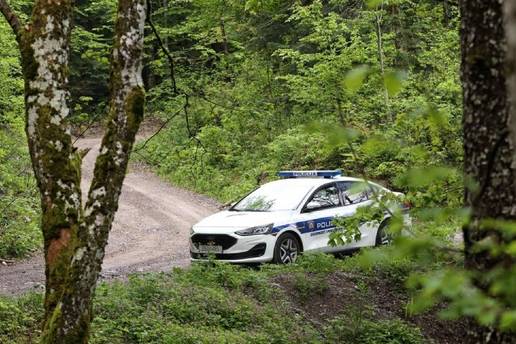 DORH o u&zcaron;asu u Glini: Ubio je nevjen&ccaron;anu suprugu, a potom i sebi poku&scaron;ao oduzeti &zcaron;ivot