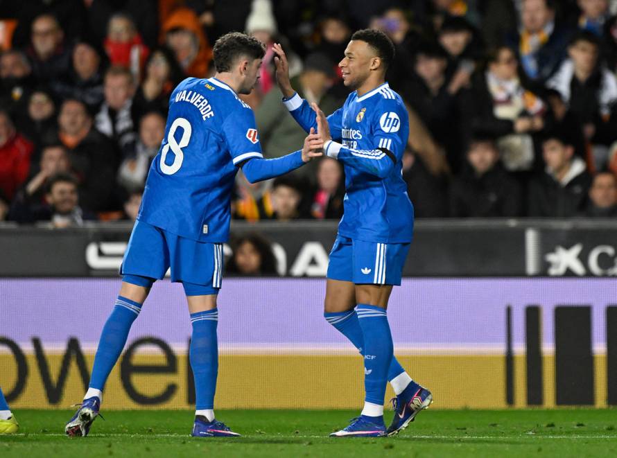 LaLiga - Valencia v Real Madrid