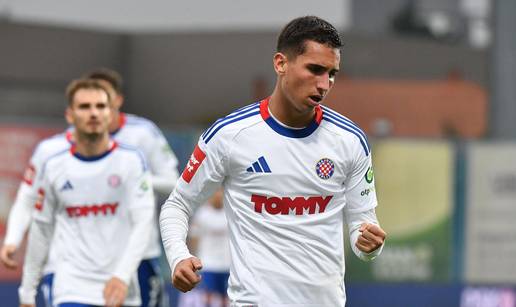 Navijači Hajduka: Netko protiv Fenera, a netko s Koprivnicom. Vidjeli smo kojoj ligi pripadamo