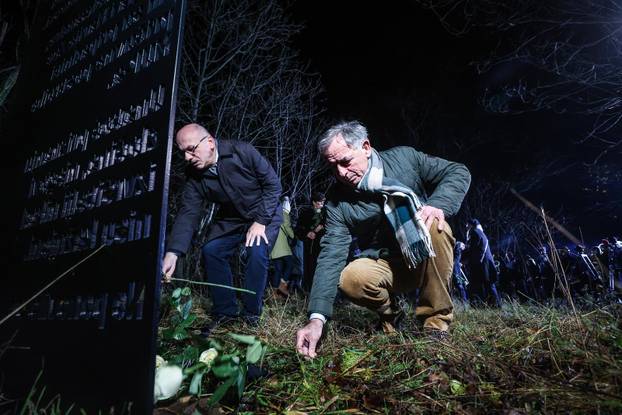 Zagreb: Srpsko narodno vijeće i Antifašistička liga Republike Hrvatske obilježili 34. godišnjicu ubojstva, Aleksandre, Marije i Mihajla Zeca