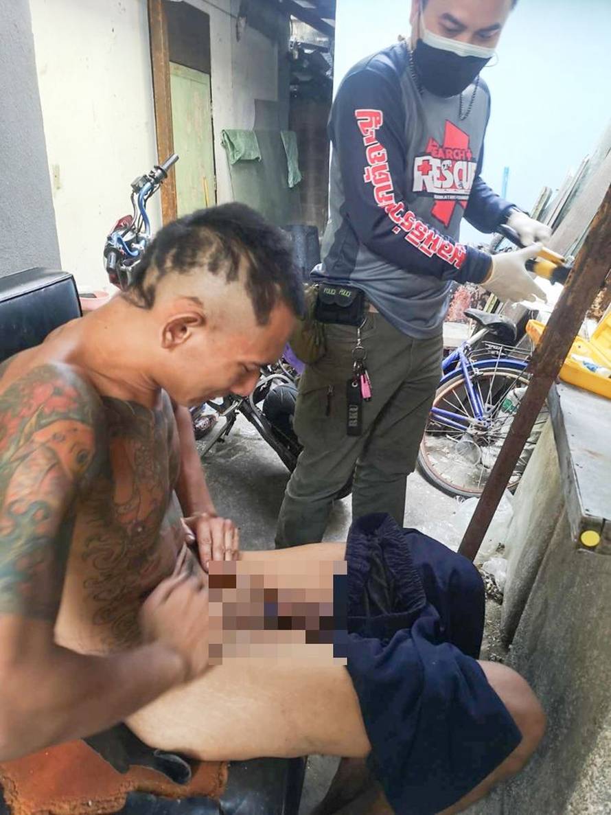 Zaključao 'veseljka' u lokot, sve počelo oticati. A žena zbrisala. Vatrogasci: 'Šefe, imaš 2 opcije'