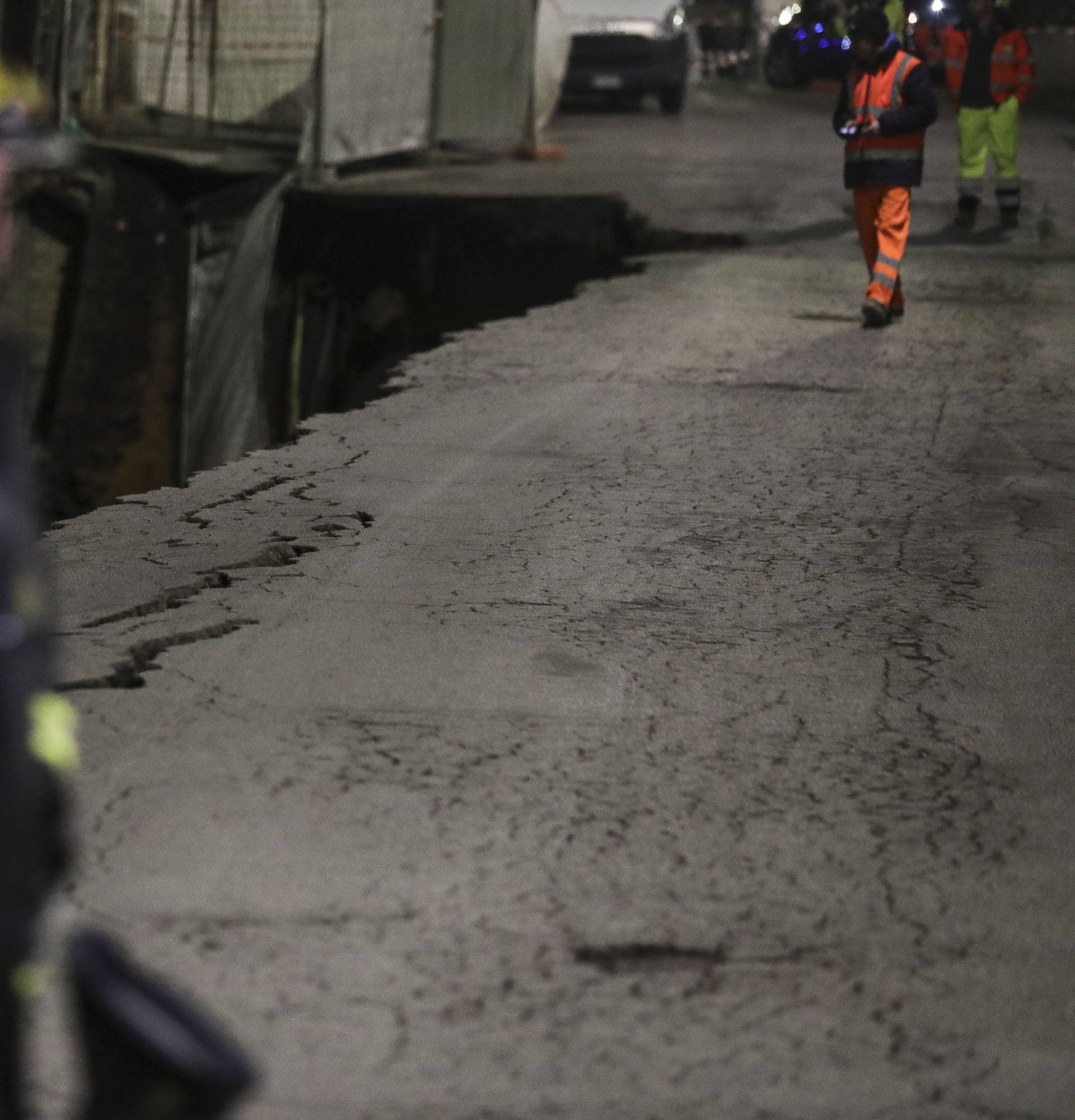 Rome, Via Lattanzio, collapses the road to the Balduina