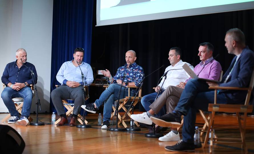 Rovinj: Weekend Media Festival, Panel - Kontraverzni poduzetnik
